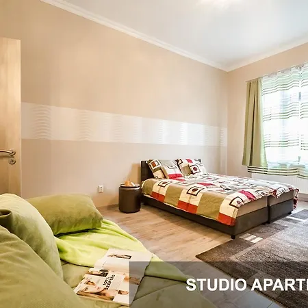 Bpr Corvin Cozy Apartment *