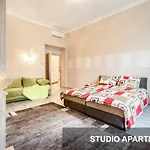 Bpr Corvin Cozy Budapeste
