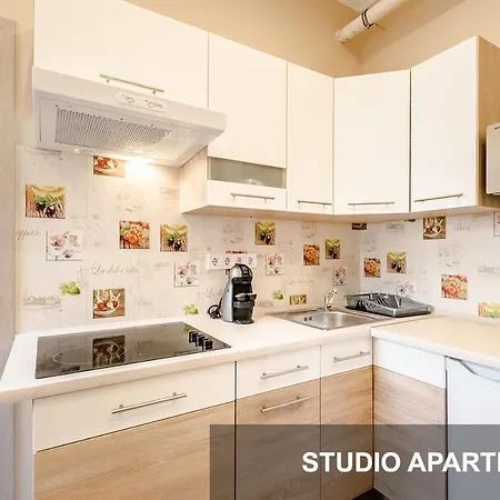 Bpr Corvin Cozy Appartement *